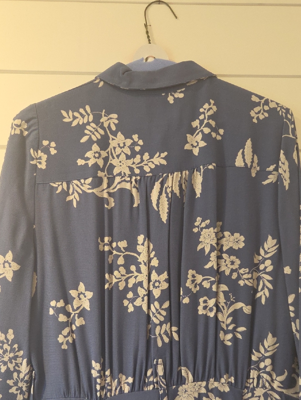 Sezane Lauretta Blue Floral Button-Front Midi Dress Size 38, US 6 - Picture 4 of 9
